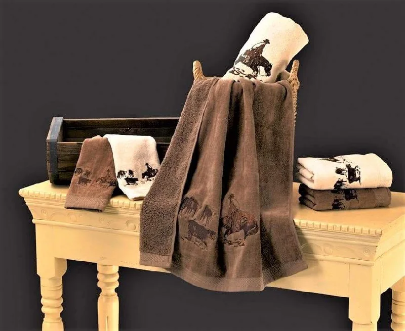 Cutting Embroidered Towel Set