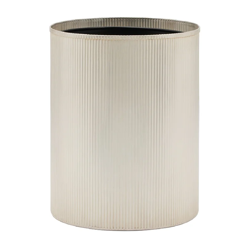 Redon Ribbed Metal Round Waste Basket (Matte Silver)